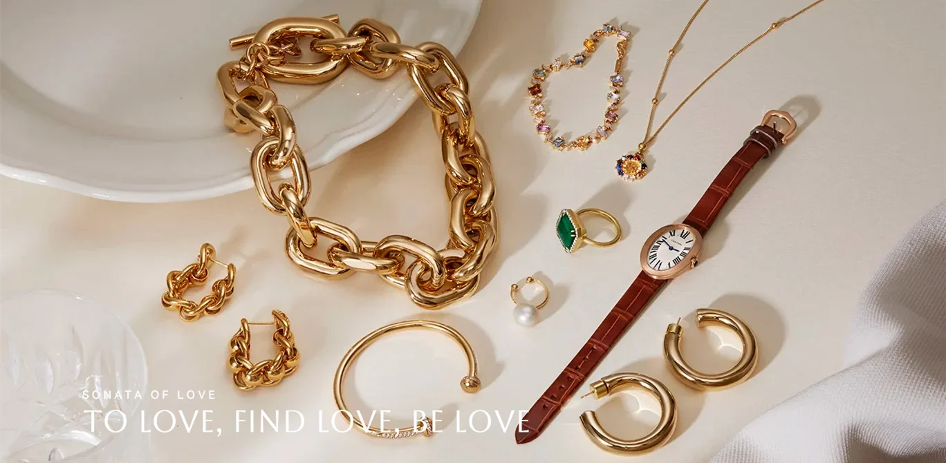 Timeless Elegance, Effortlessly Worn