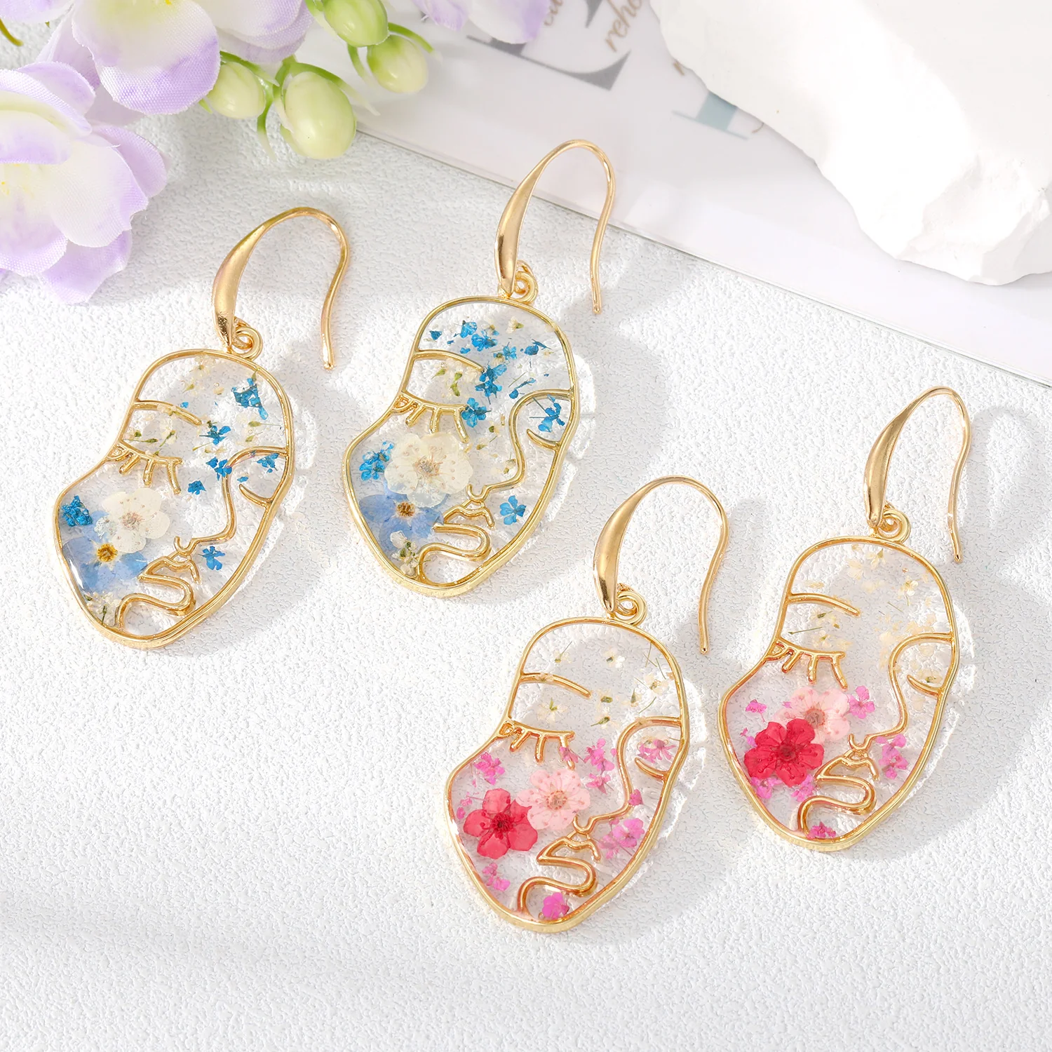 Abstract Face Forget Me Not Flower Earrings - Image 3