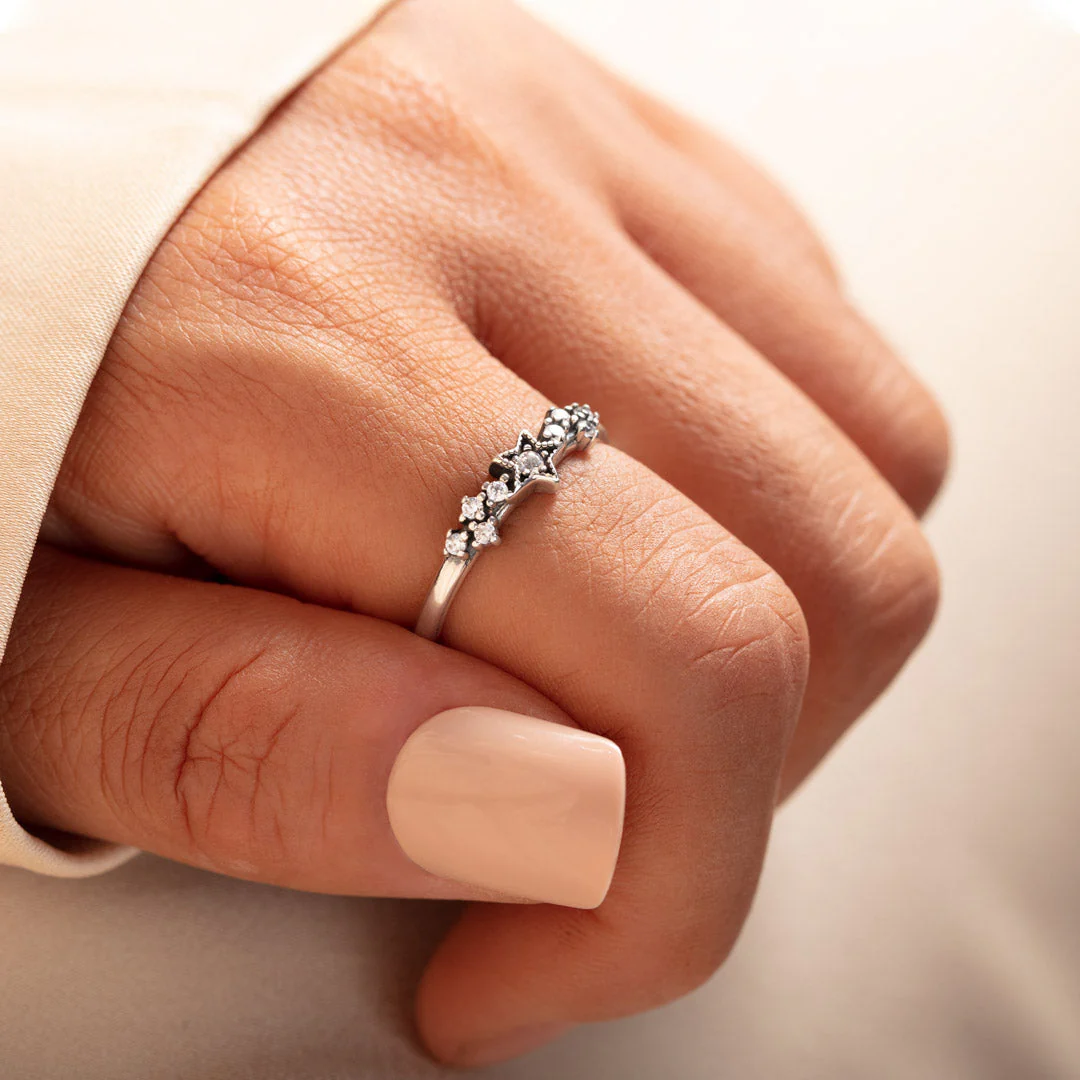 Always Thinking of You Stars Ring - Image 5