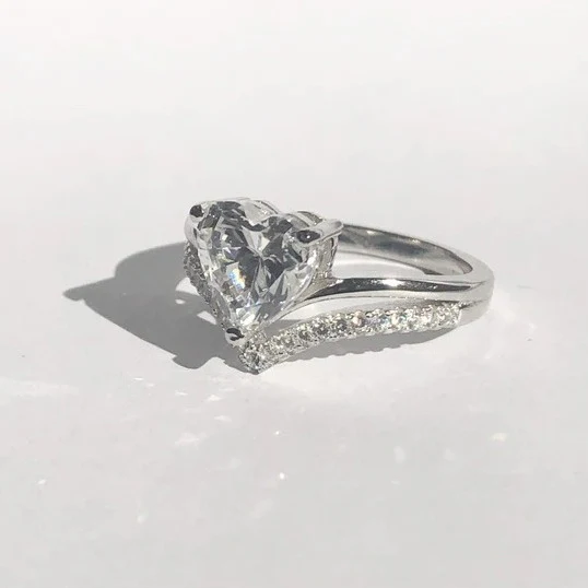 Heart Shaped Moissanite "AMOR" Ring - Image 6