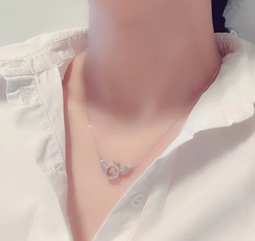 Angel Wings Necklace - Image 3