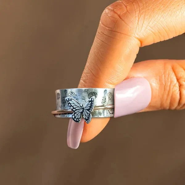 Butterflies Silver Spinner Ring💝 - Image 3