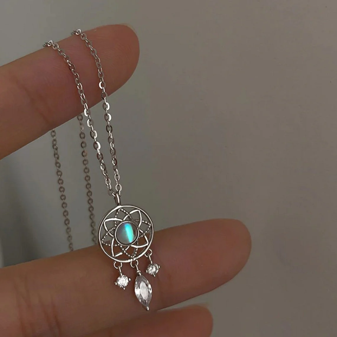 BLUE AURA DREAM CATCHER NECKLACE - Image 5
