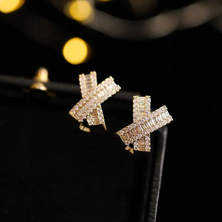 🌸Cross Diamond Stud Earrings - Image 6