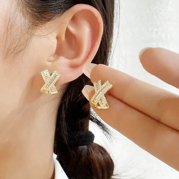 🌸Cross Diamond Stud Earrings - Image 7