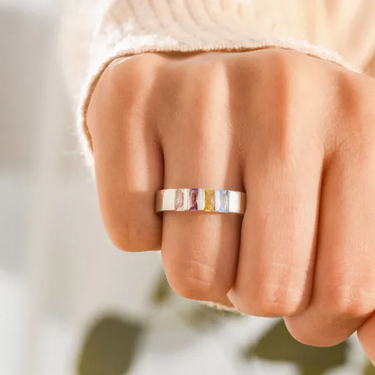 CUSTOM BIRTHSTONE FAMILY ELEGANT RING - Image 3