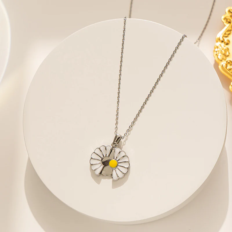Hot Sale🎁Openable Daisy Necklace - Image 8