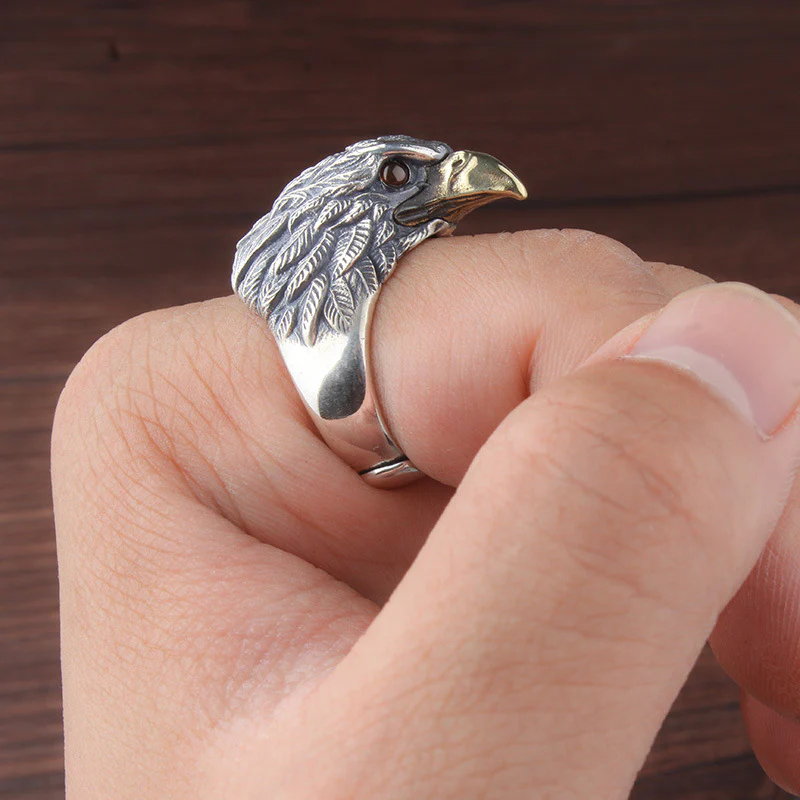 Vintage Style Eagle Head Punk Ring - Image 4