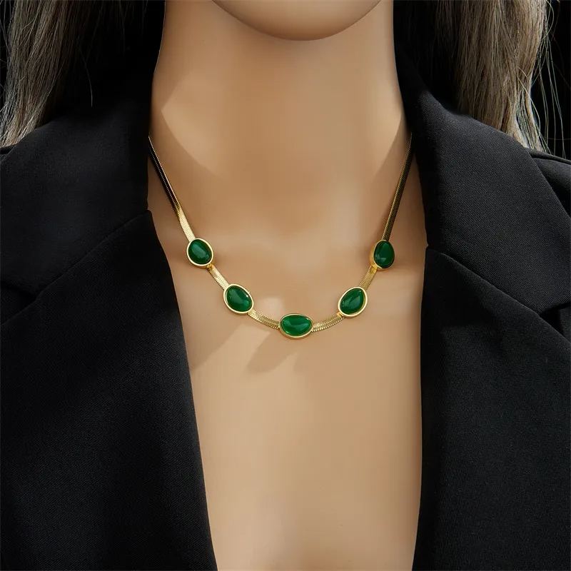 EMERALD JEWELRY SET - Image 2