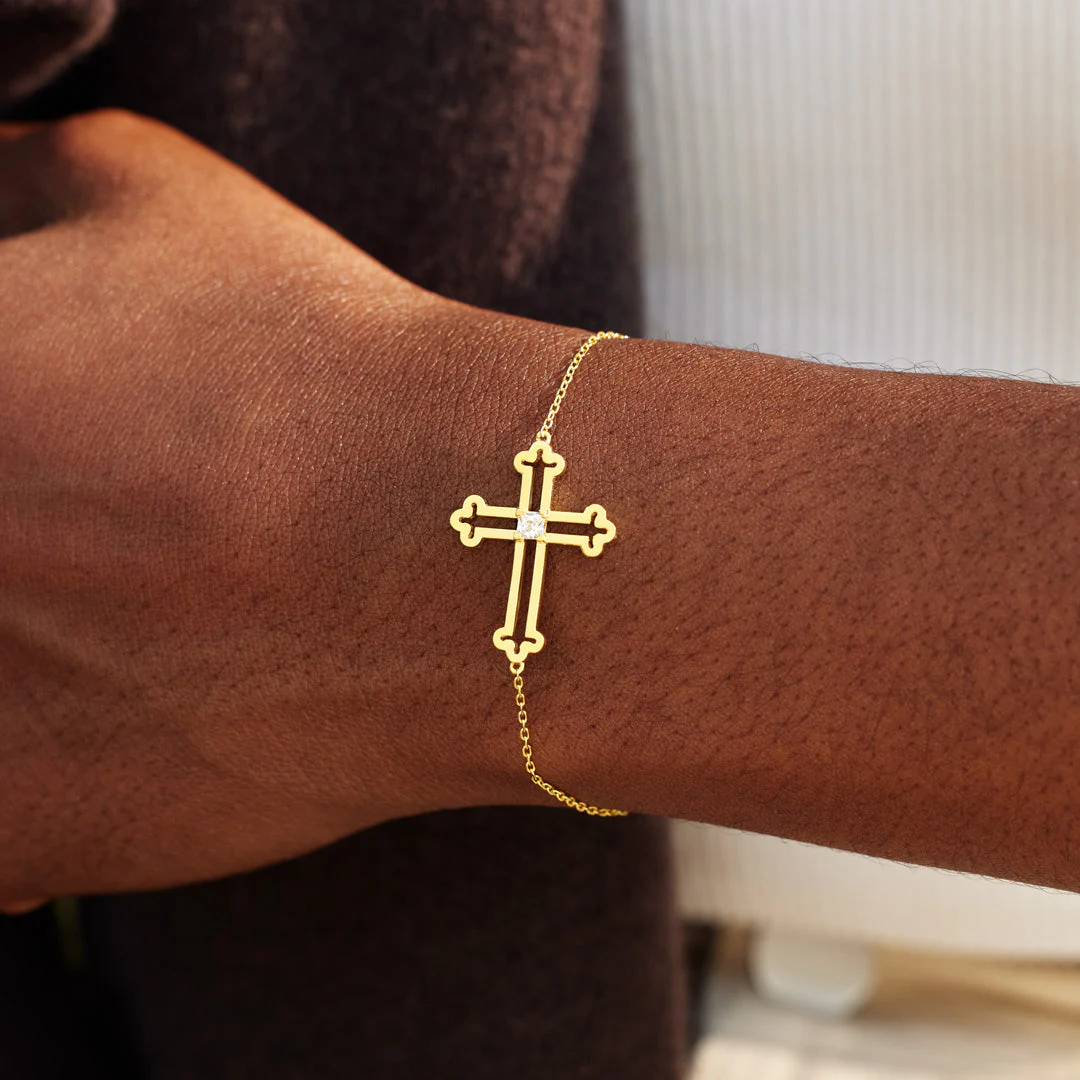 My Small Circle Of Female Friends Hollow Out Cross Bracelet - Image 5
