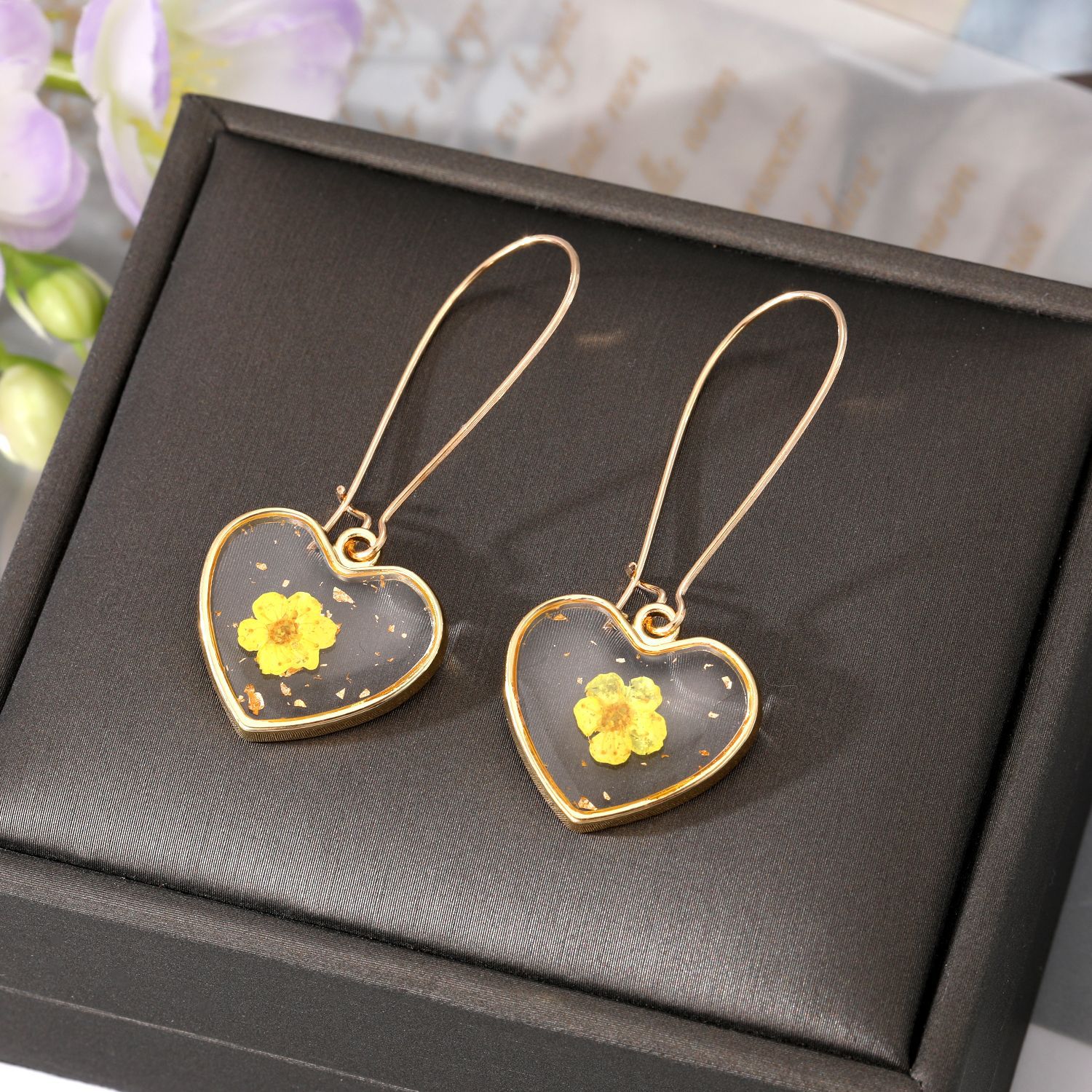 Heart Forget Me Not Flower Earrings - Image 4