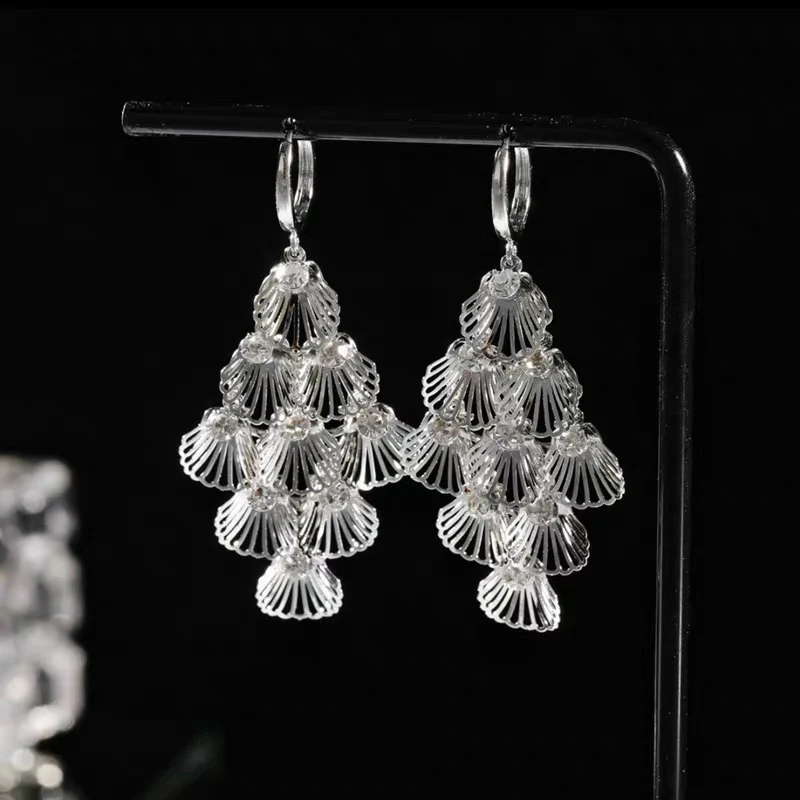 🌸French Style Hollow Leaf Earrings - Image 5