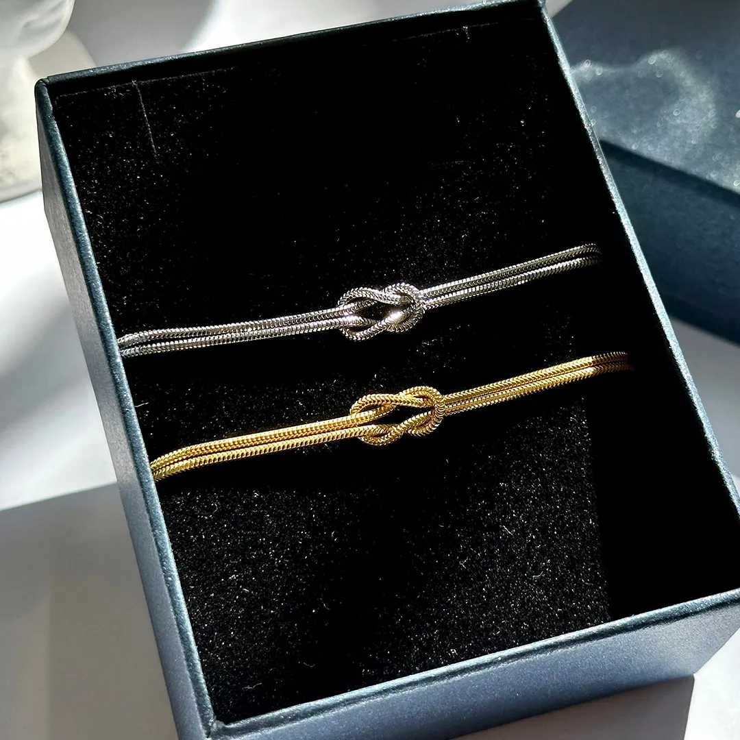 For Love - Infinity Knot Bracelet - Image 8