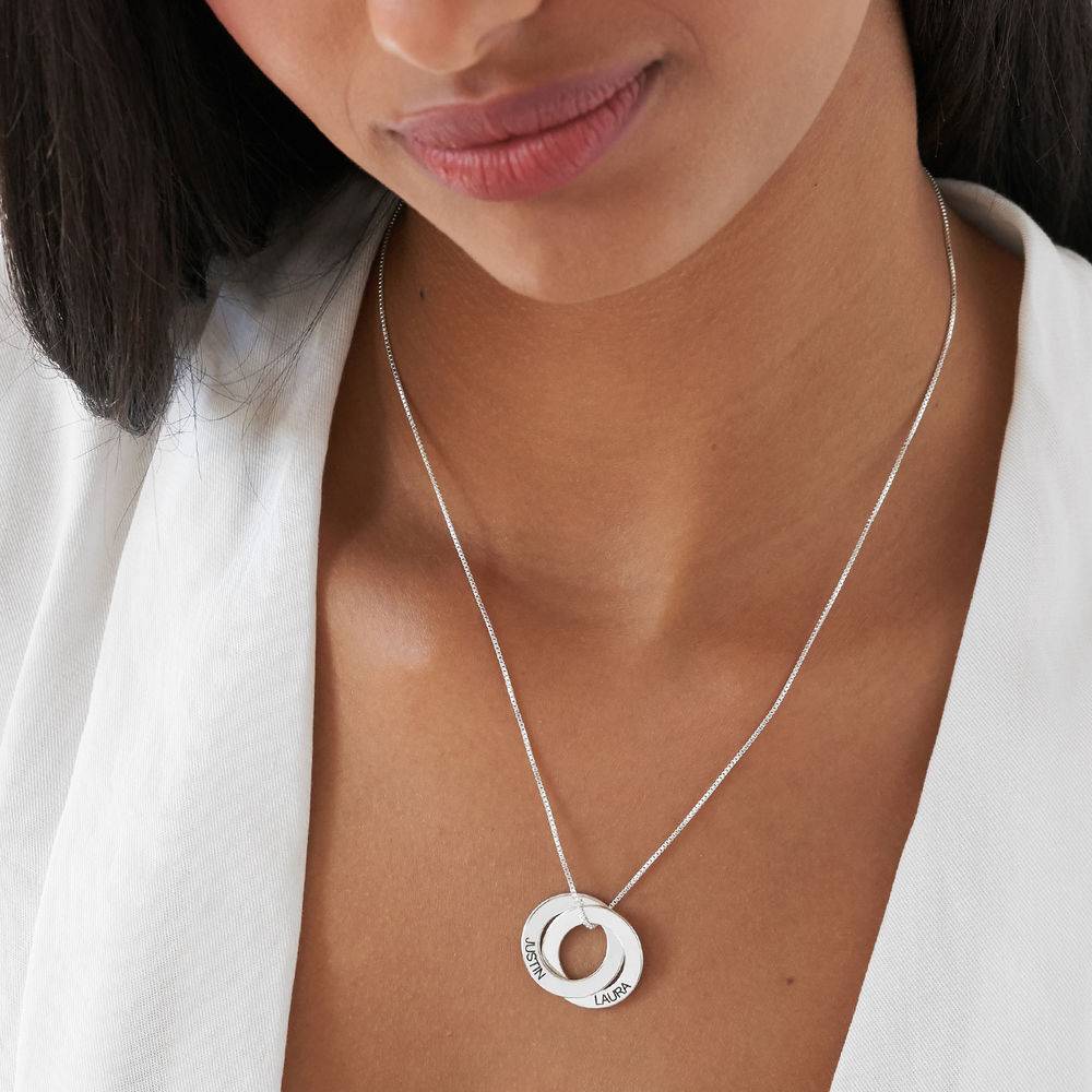 Minimalist Personalized Interlocking Circle Necklace - Image 8