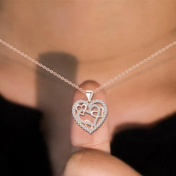Interlocking Hearts Necklace - 👩‍❤️‍👩'' Sisters of my soul & Friends of my heart'' - Image 6