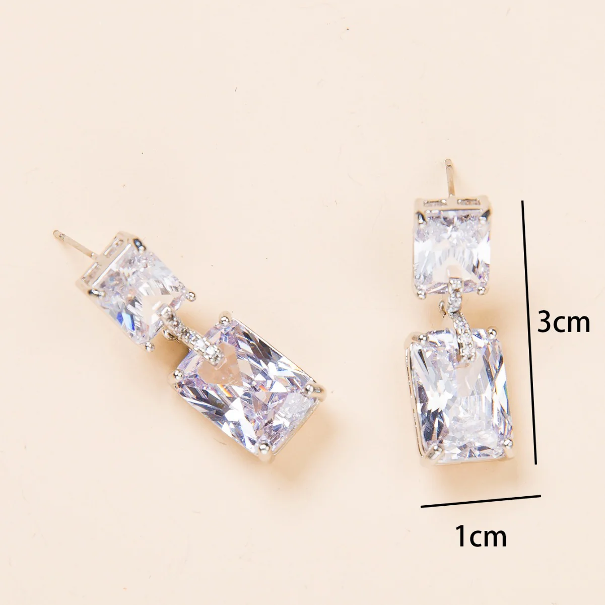 🌸French Style Minimalist Diamond Earrings - Image 5