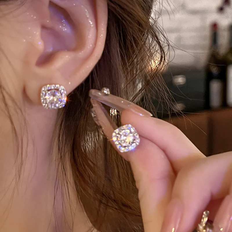 🌸French Style Minimalist Diamond Earrings - Image 3