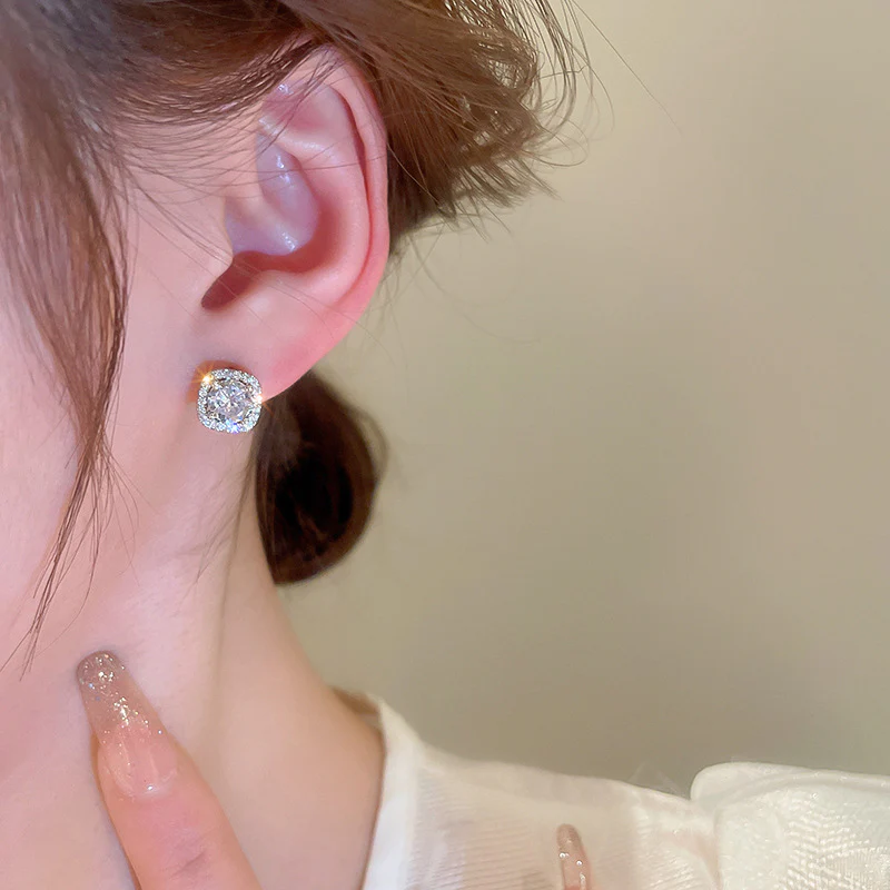 🌸French Style Minimalist Diamond Earrings - Image 5