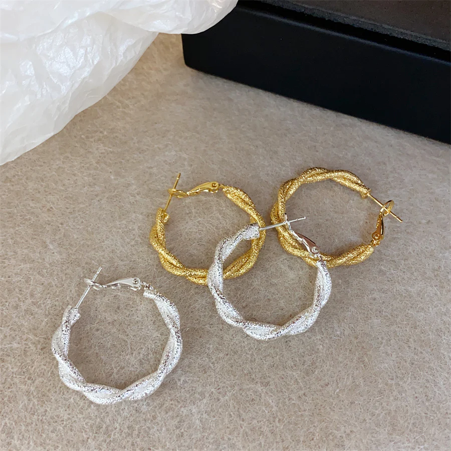 🌸Minimalist Style Hoop Earrings - Image 8