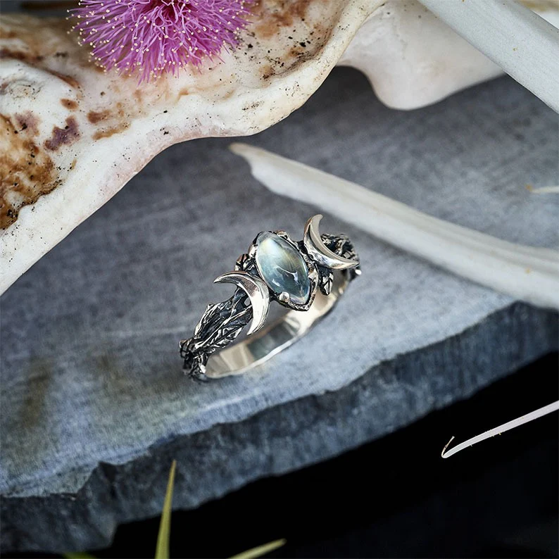 Moonstone Ring“Soma”-SS-Moonstone Jewelry - Image 3