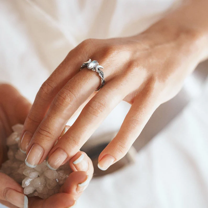 Moonstone Ring“Soma”-SS-Moonstone Jewelry - Image 6
