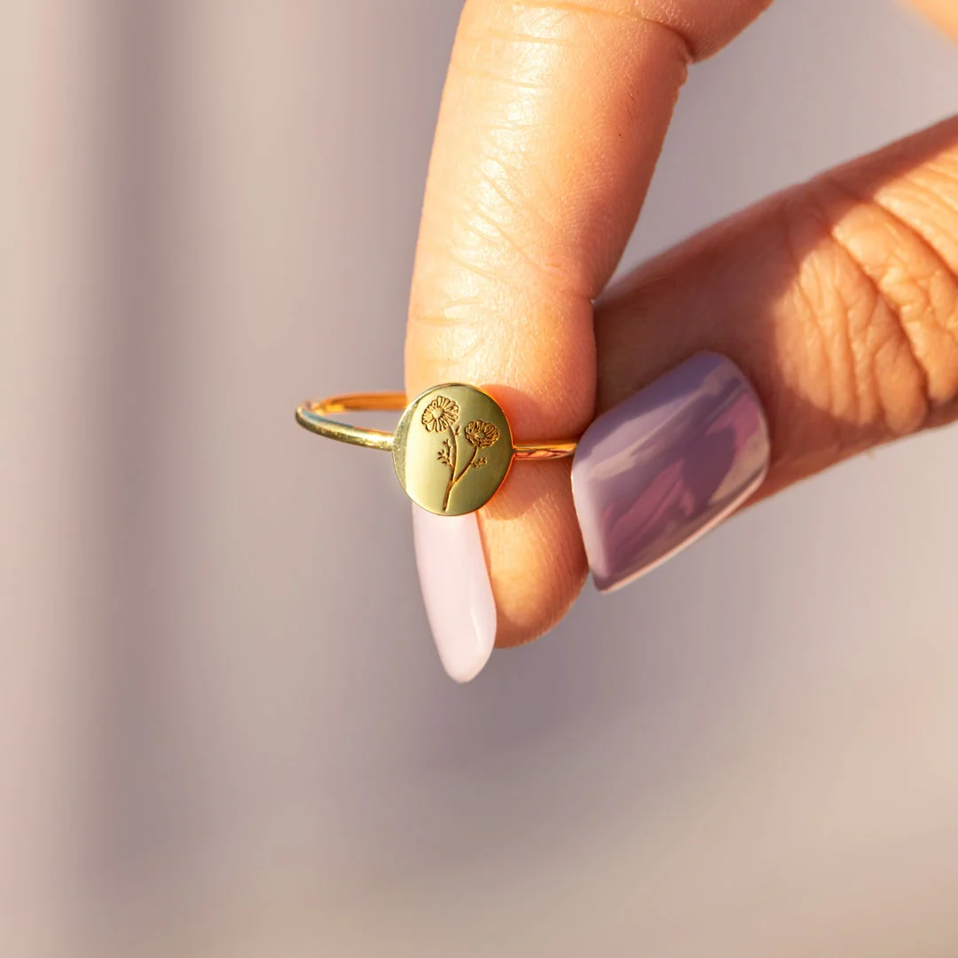 Mother & Daughter Engraved Flower Ring - Image 4