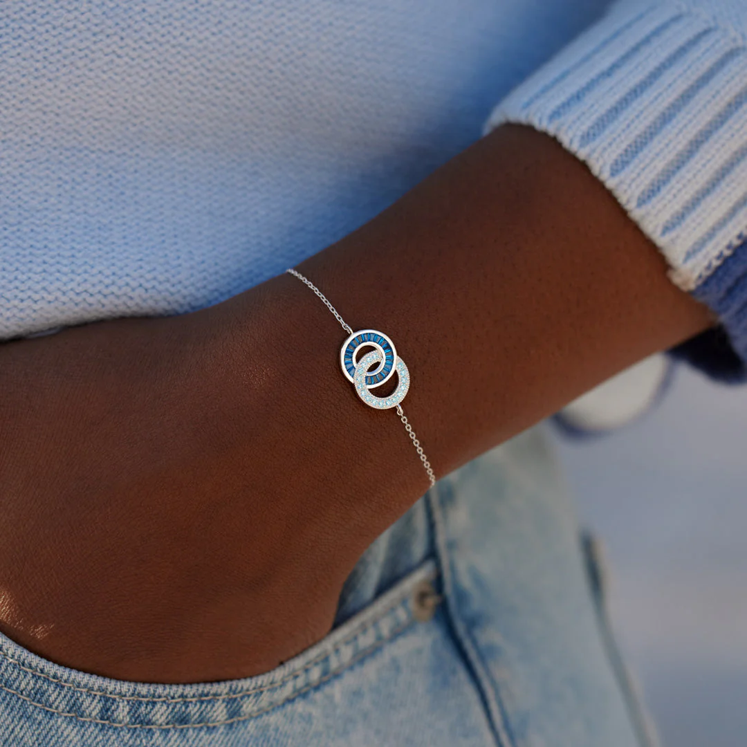 Mother & Son Linking Circles Bracelet - Image 3