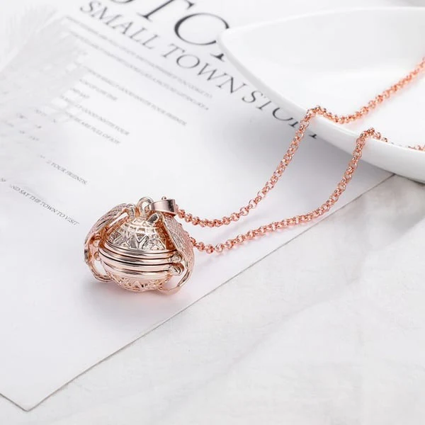 Expanding Photo Locket Necklace - Image 15