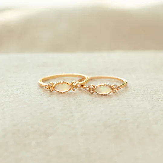 The Purest Love for Mother & Daughter Matching Oval Cut Opal Ring - Image 4