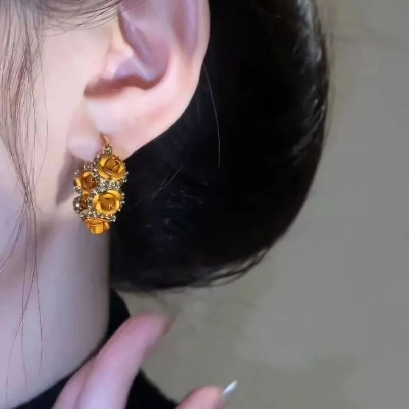 🌸French Style Retro Champagne Rose Earrings - Image 4