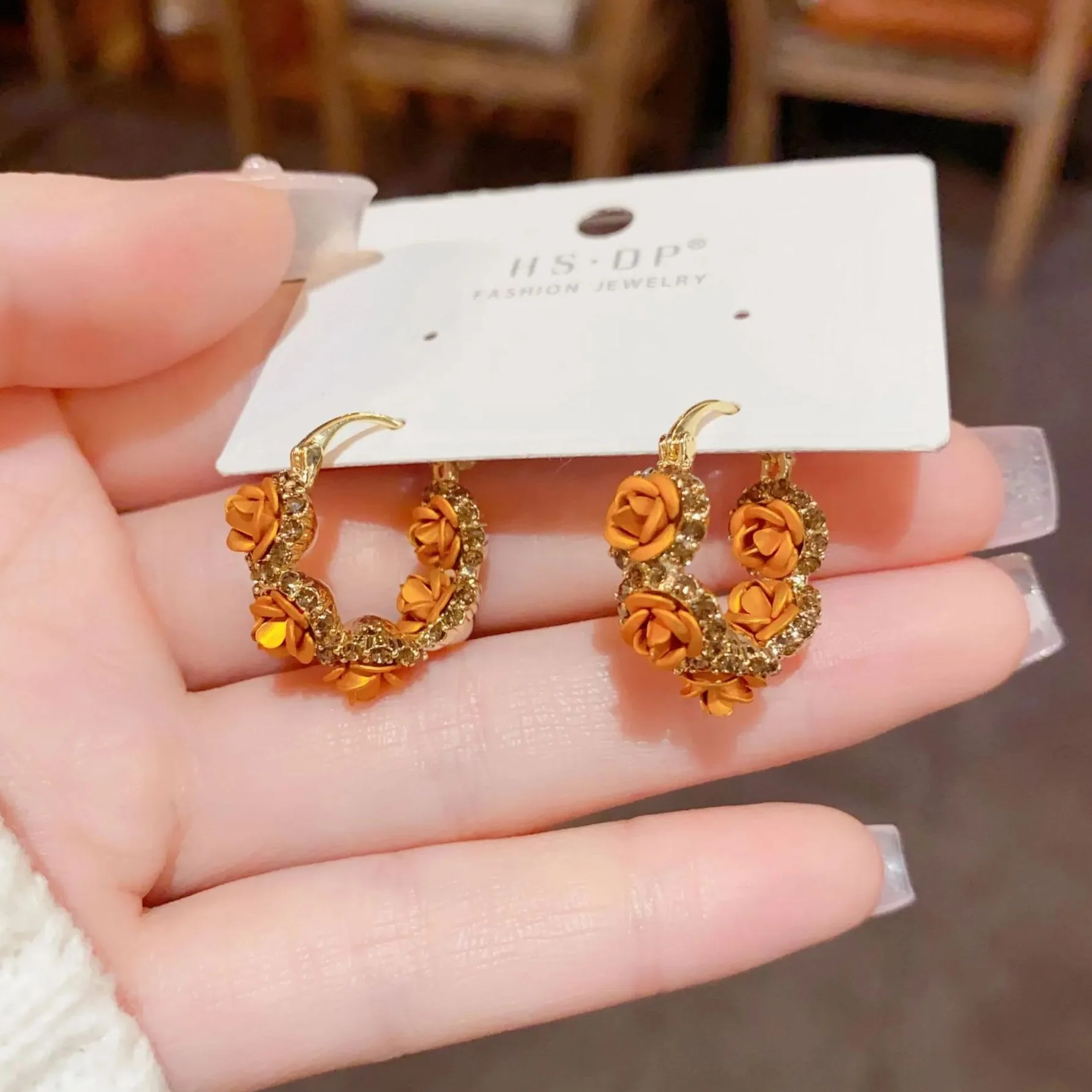 🌸French Style Retro Champagne Rose Earrings - Image 5