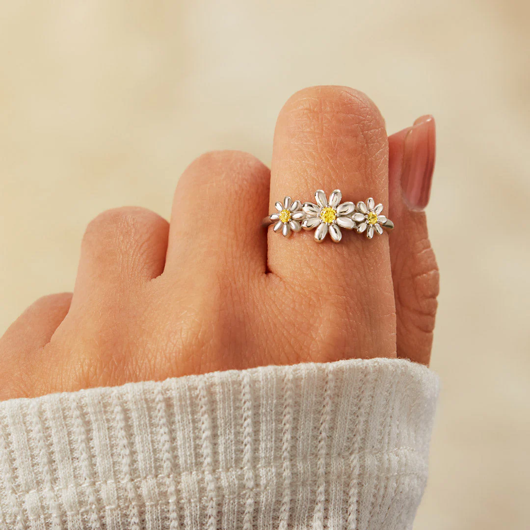 Rooting For You Three Flower Ring - Image 3