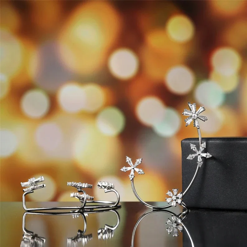 🔥Summer Hot Sale🌊	Shiny Non-piercing Rotating Jasmine Cuff Earrings - Image 4