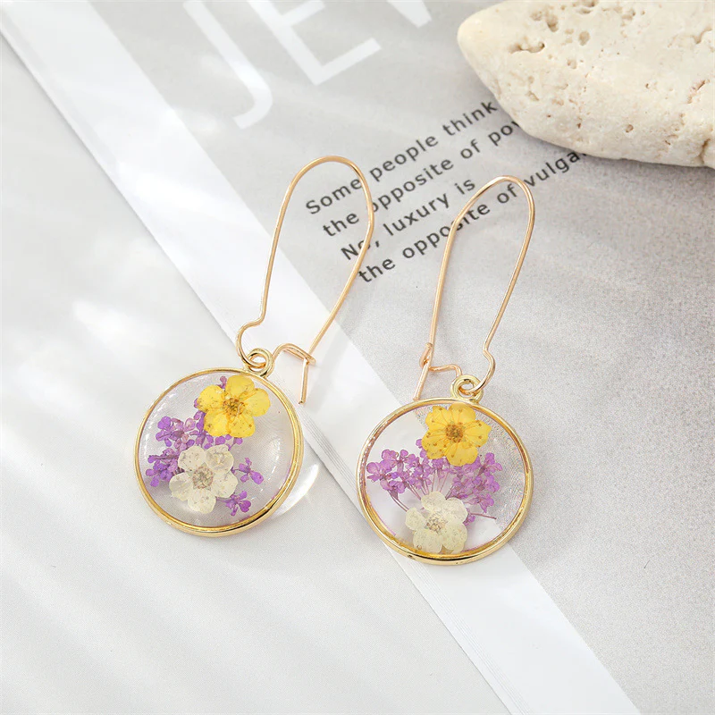 Boho Round Dried Flower Earrings - Image 4