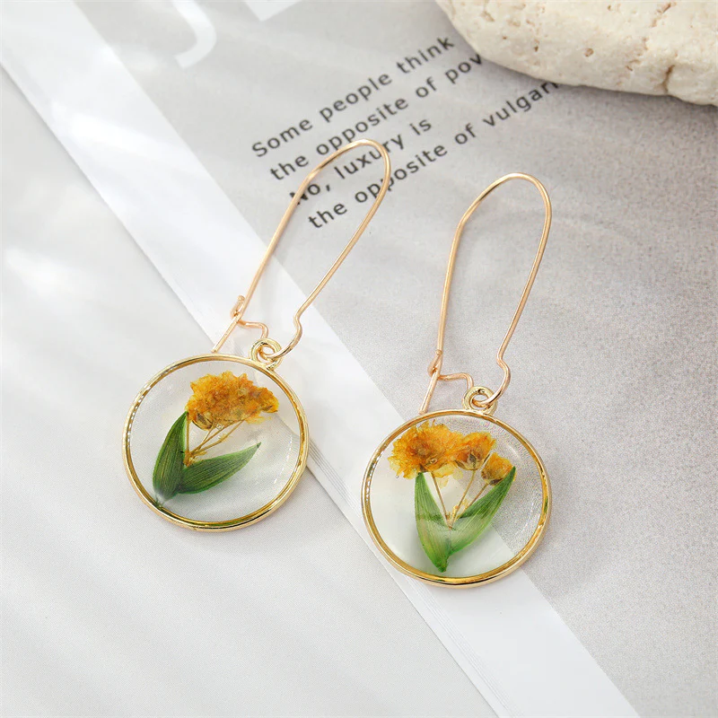 Boho Round Dried Flower Earrings - Image 7