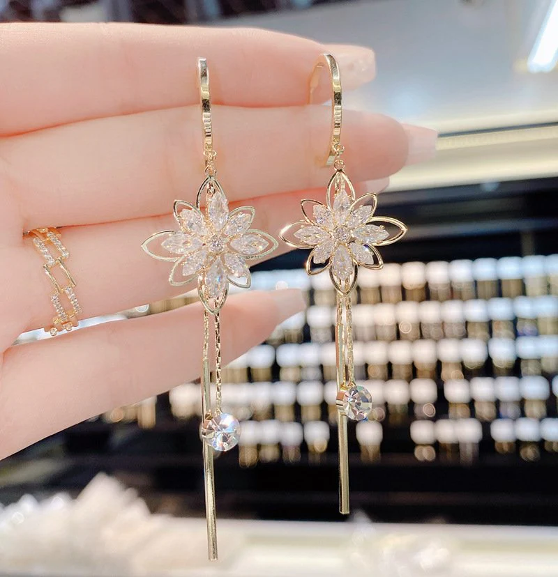 Hot Sale🎁Shiny Lotus Tassel Earrings - Image 4