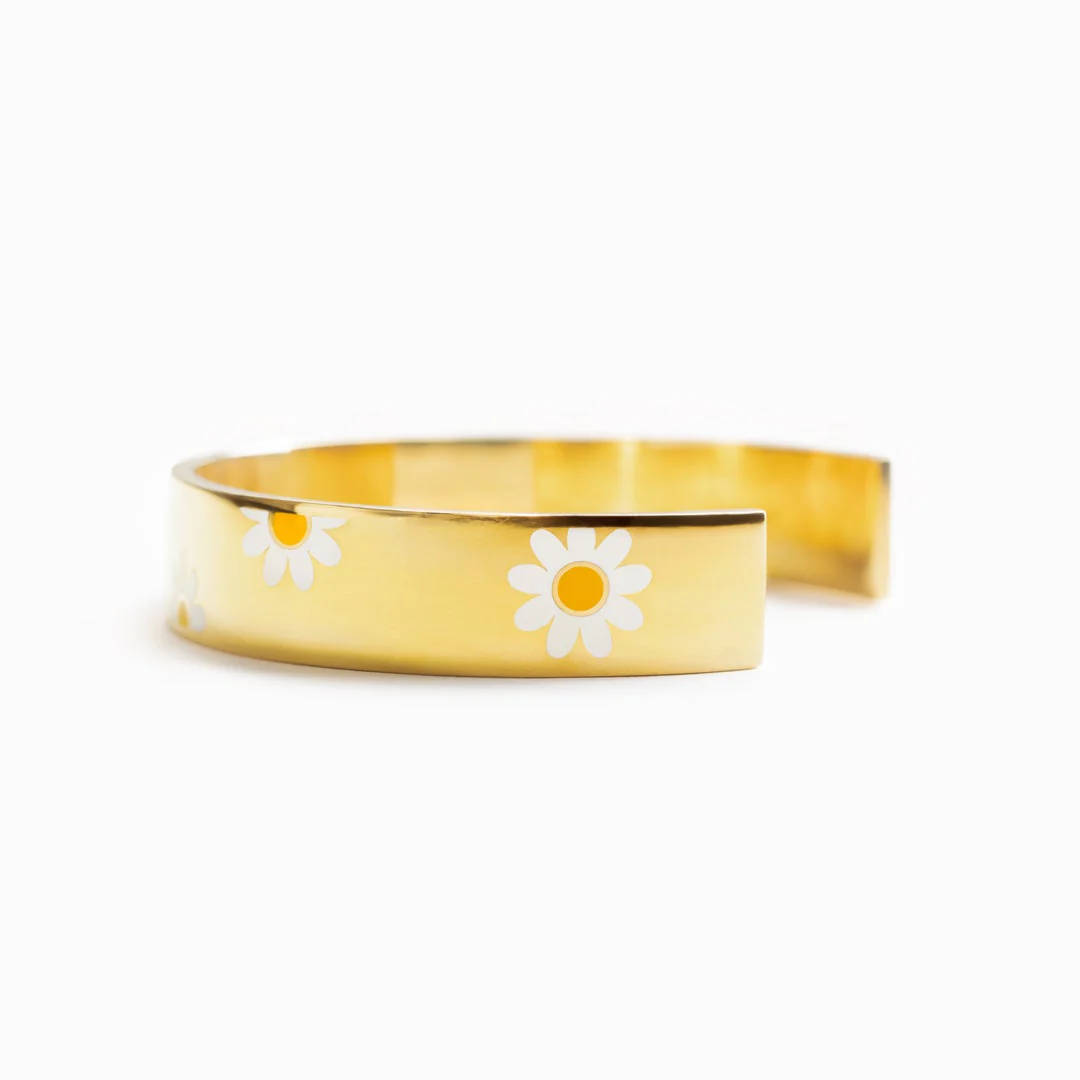 Sisters Are Different Flowers From Same Garden Daisy Bangle - Image 3