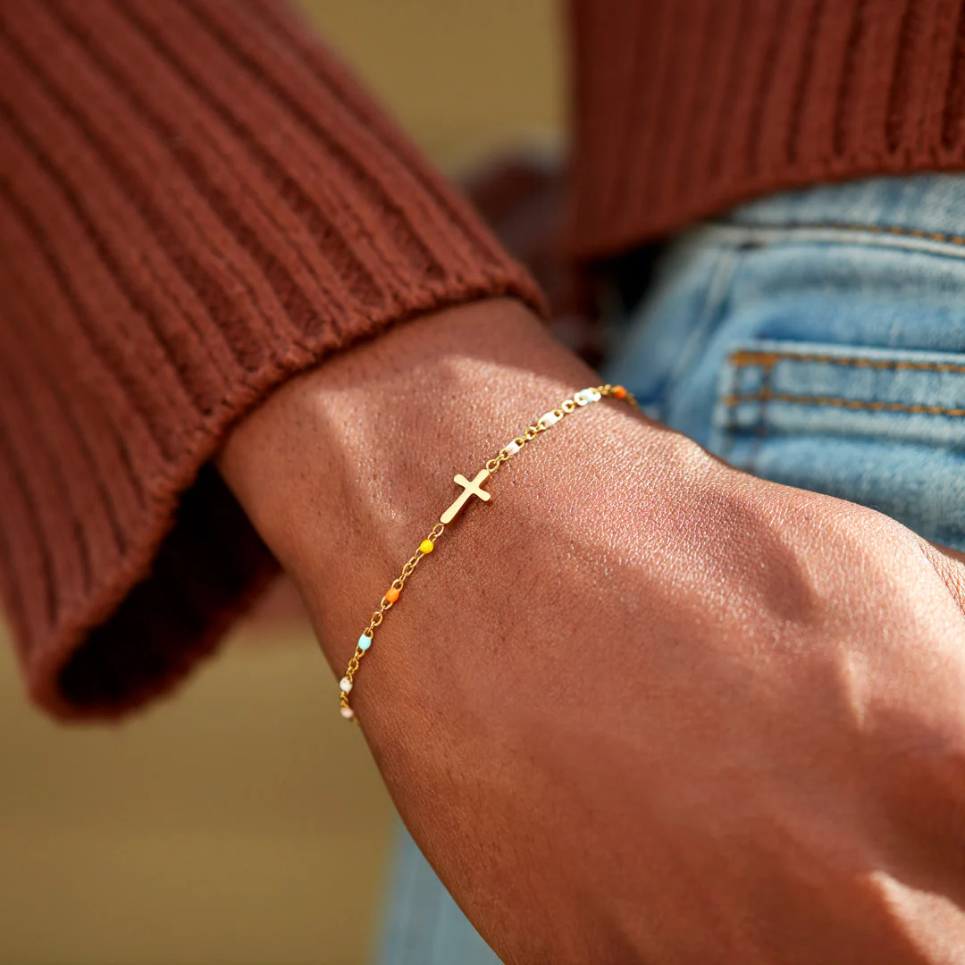 My Small Circle Of Female Friends Cross Bracelet - Image 9