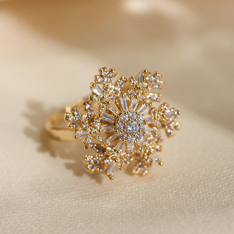 Elegant Rotating Crystal Anxiety Relief Snowflake Ring - Image 7