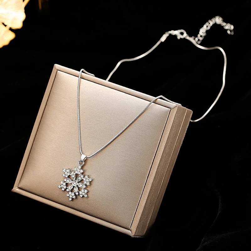 🔥Summer Hot Sale🌊	Diamonds Snowflake Earrings Necklace Set - Image 4