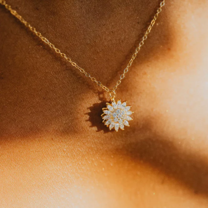 Spinning Sunflower Necklace - Image 3