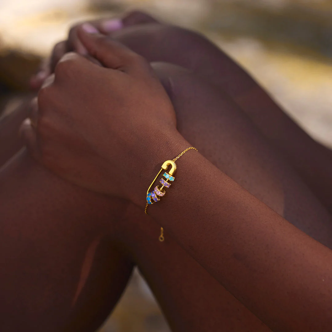 Mama's Mini Squad Safety Pin 1-8 Birthstone Bracelet - Image 2