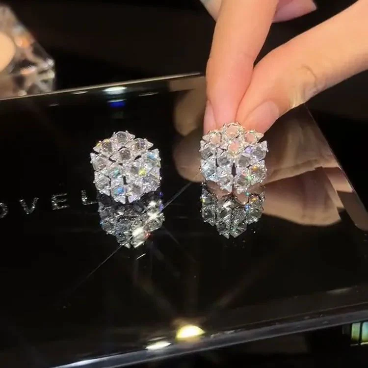 Hot Sale🎁French Style Square Zircon Stud Earrings - Image 4
