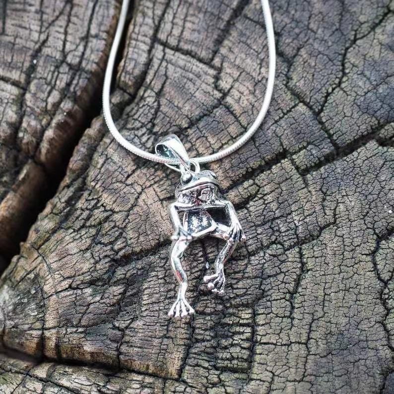 'Take It Easy' Frog Earrings - Image 6