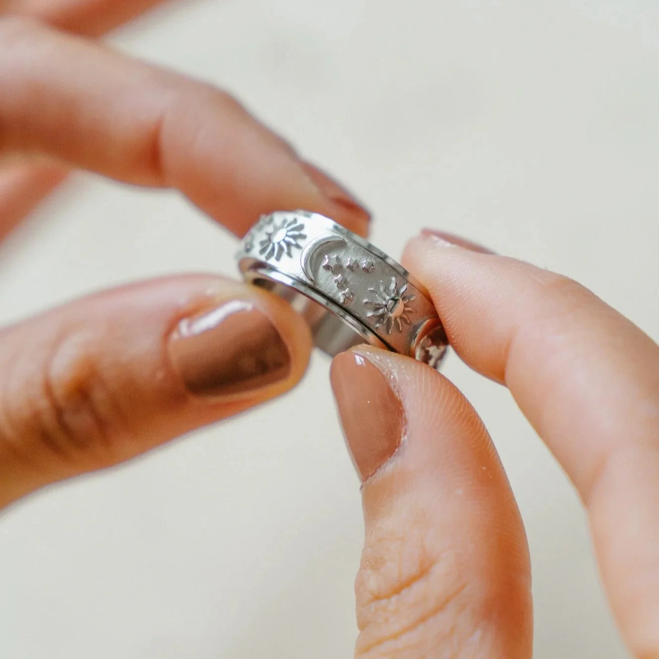 Textured Moon & Stars Spinning Anxiety Ring - Image 4