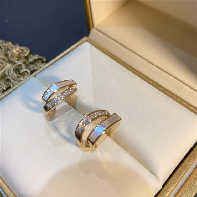 🌸French Style Zircon Shell Earrings - Image 5