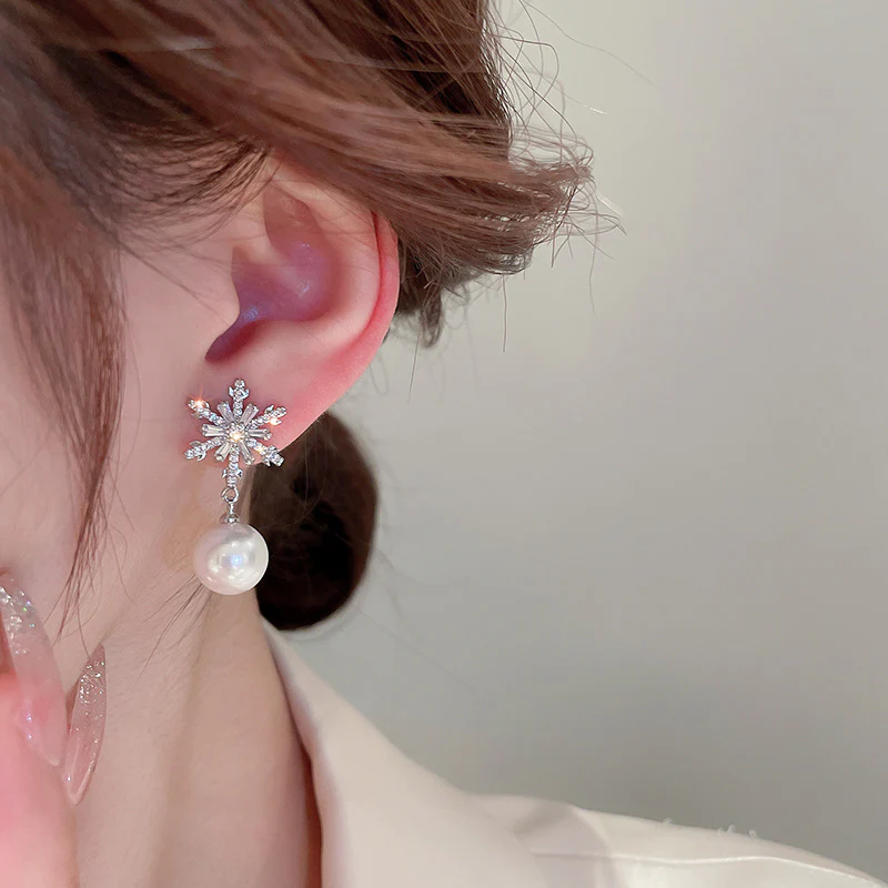 🌸Zircon Snowflake Pearl Earrings - Image 4